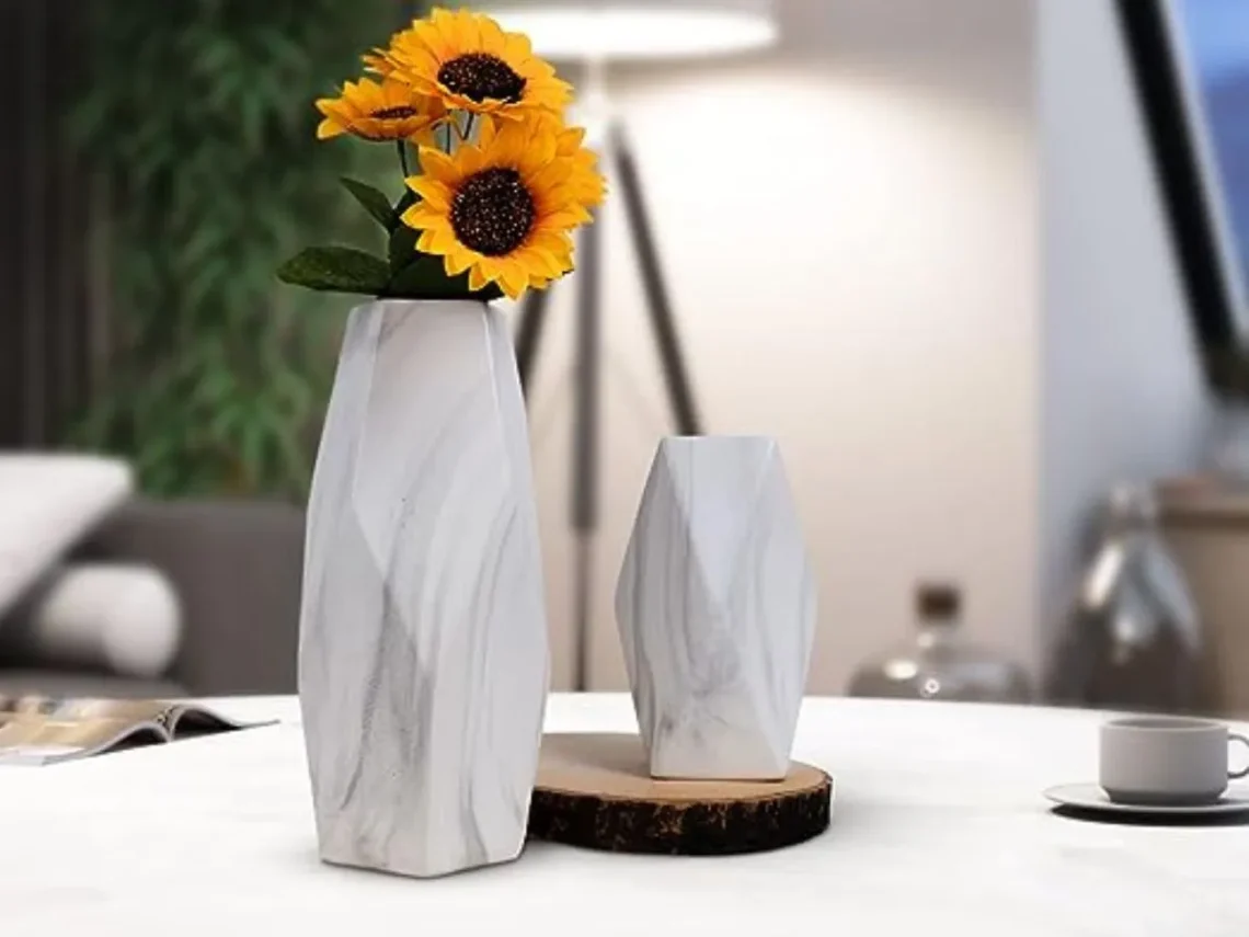 Top-10-best-vases-for-sunflowers
